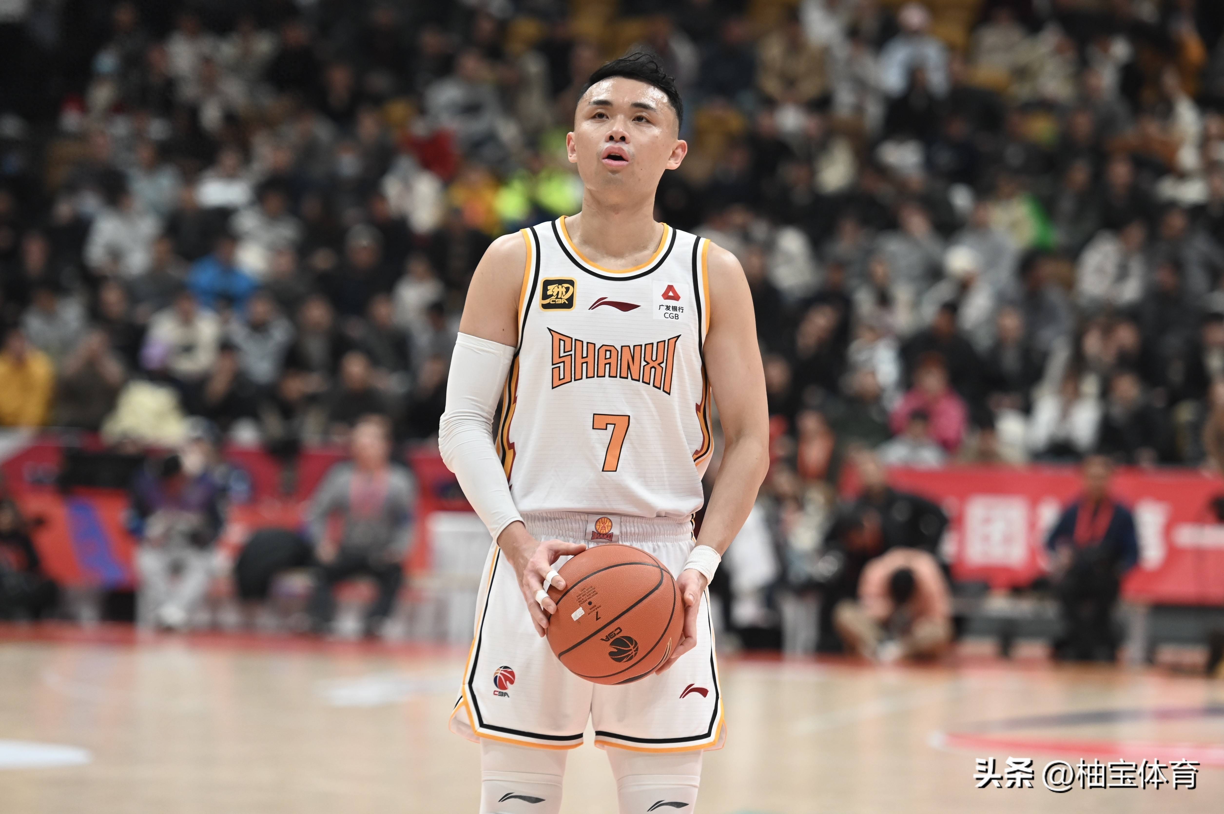 爱游戏体育 -赛地聚焦：CBA季后赛关键时刻热度飙升；多特蒙德篮板制胜；质疑声仍在；医务组通报恢复的简单介绍