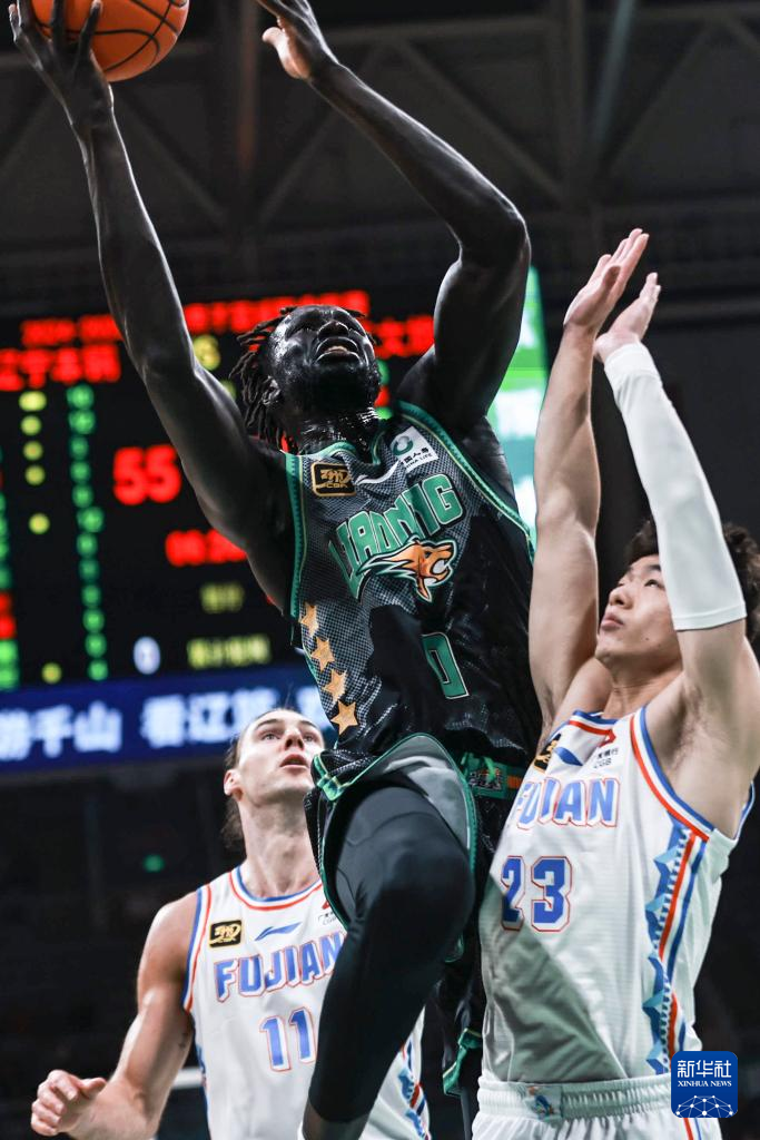 爱游戏在线入口 -辽宁本钢迎法国杯关键赛，赛前防线松动，信心回归，纪律约束更严格 