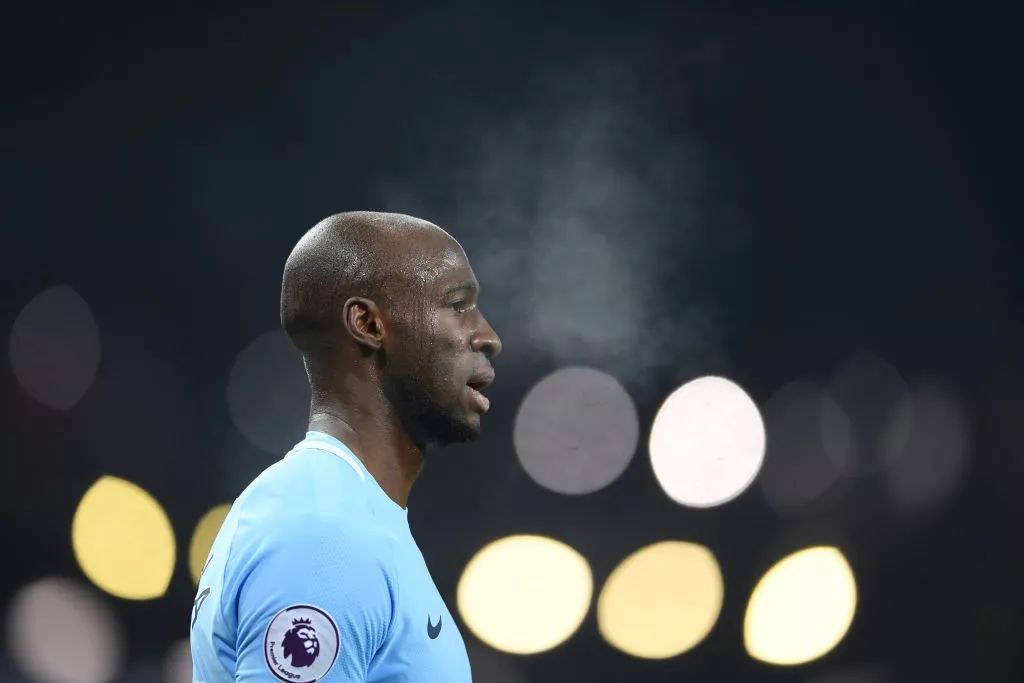 今晚体能课后，里尔止住颓势备战足总杯，更衣室稳定，球队文化再被提及(论十大关系后五条)