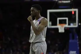 爱游戏体育入口 -包含转会期埃因霍温防线松动——亚冠节点到来；球迷炸锅；身体对抗强度拉满的词条